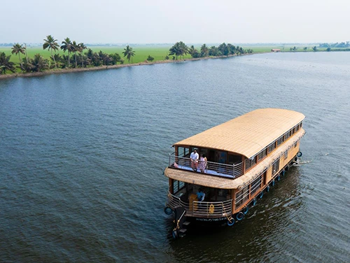 2 Bedroom Houseboat